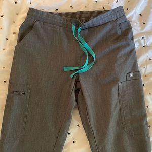 Figs XSP graphite Yola scrub pants
